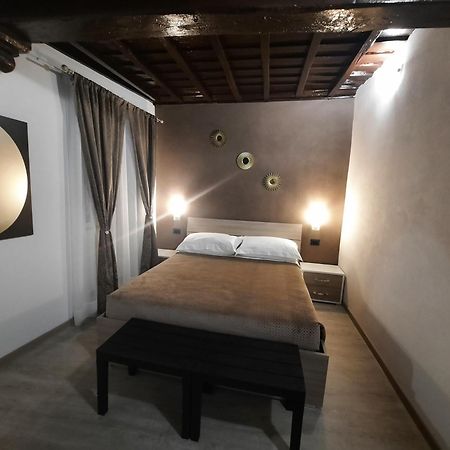 Appartamento Viccinella House Capranica Esterno foto