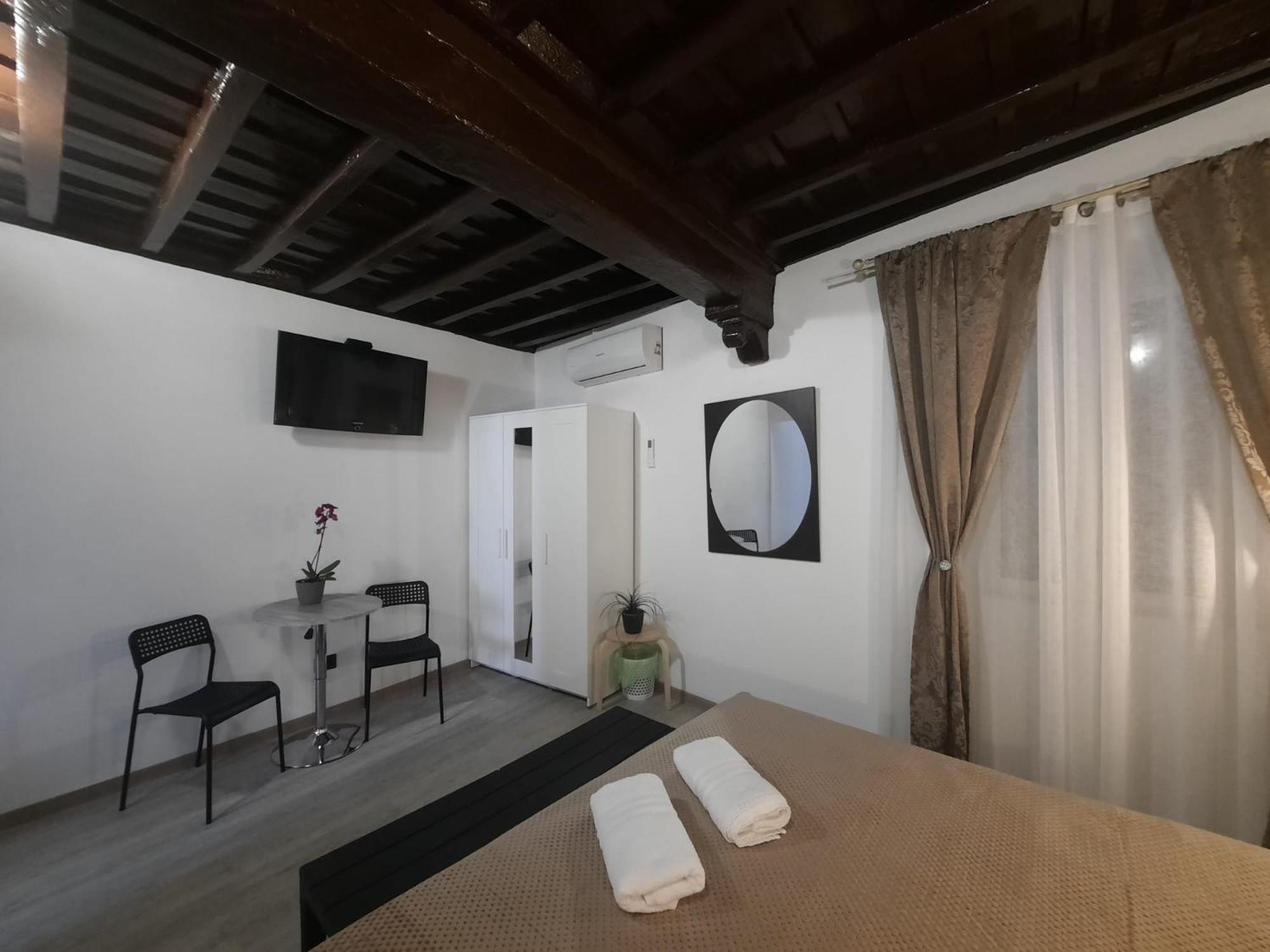Appartamento Viccinella House Capranica Esterno foto